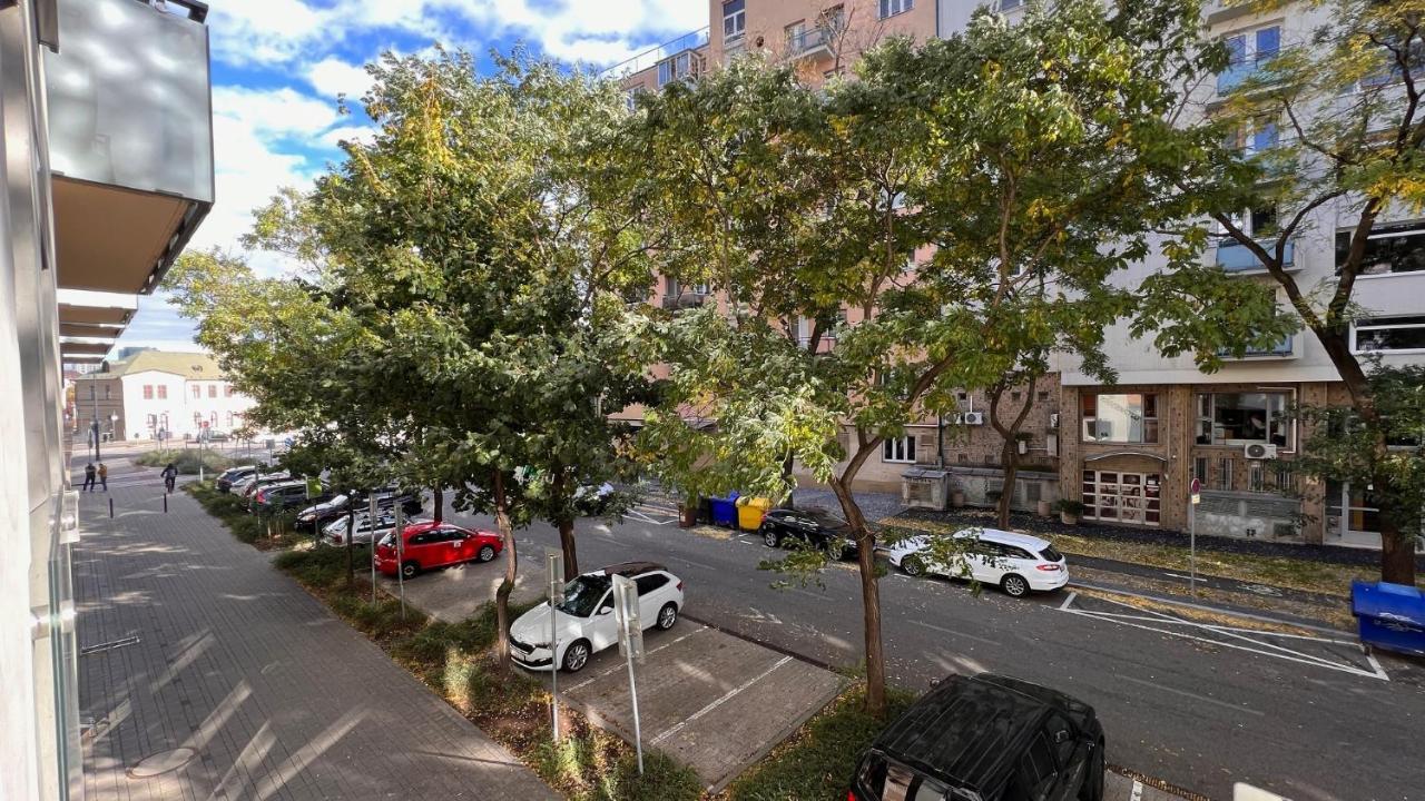 2 Room Apartment, Old City, New Building - Stein براتسيلافا المظهر الخارجي الصورة
