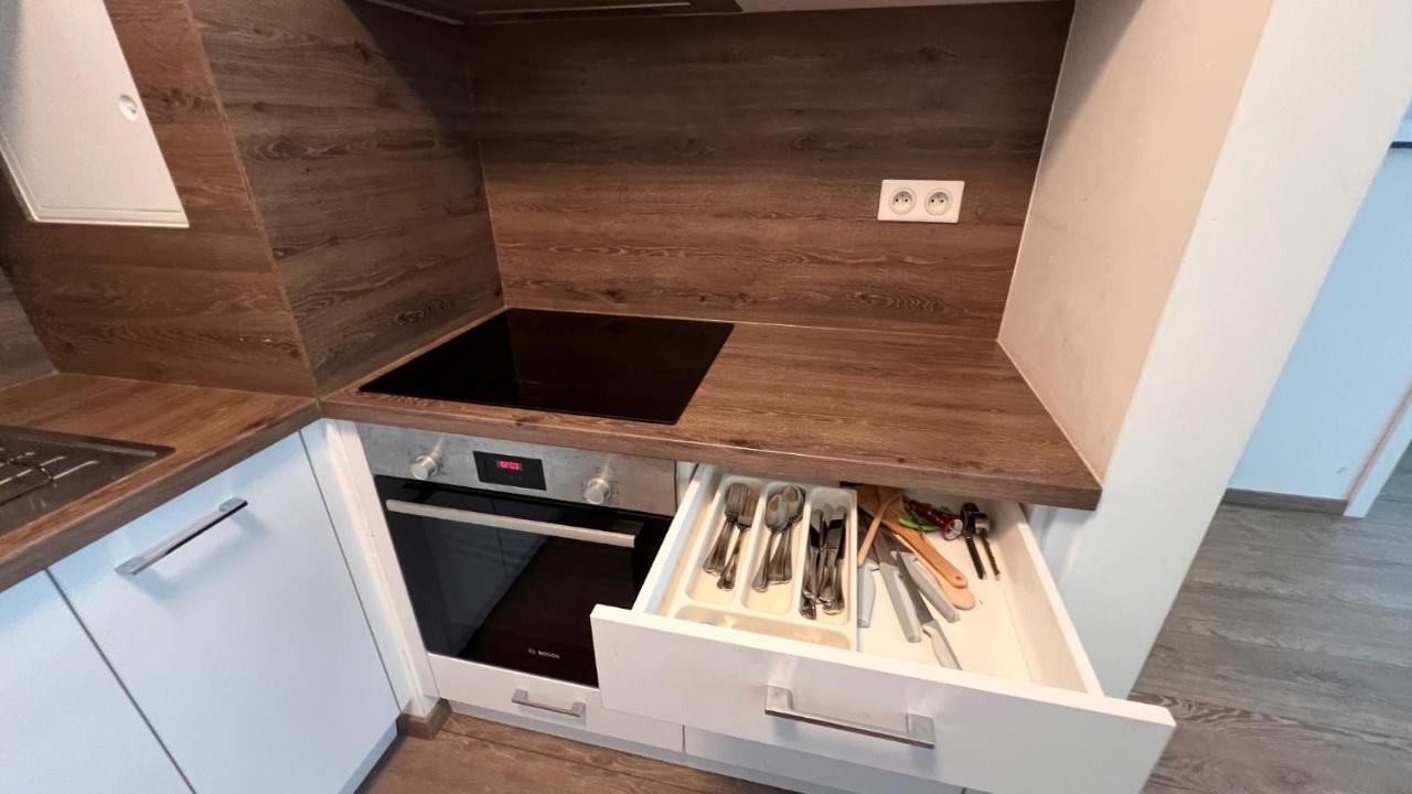 2 Room Apartment, Old City, New Building - Stein براتسيلافا المظهر الخارجي الصورة