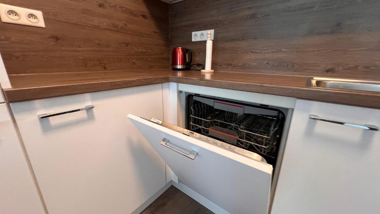 2 Room Apartment, Old City, New Building - Stein براتسيلافا المظهر الخارجي الصورة