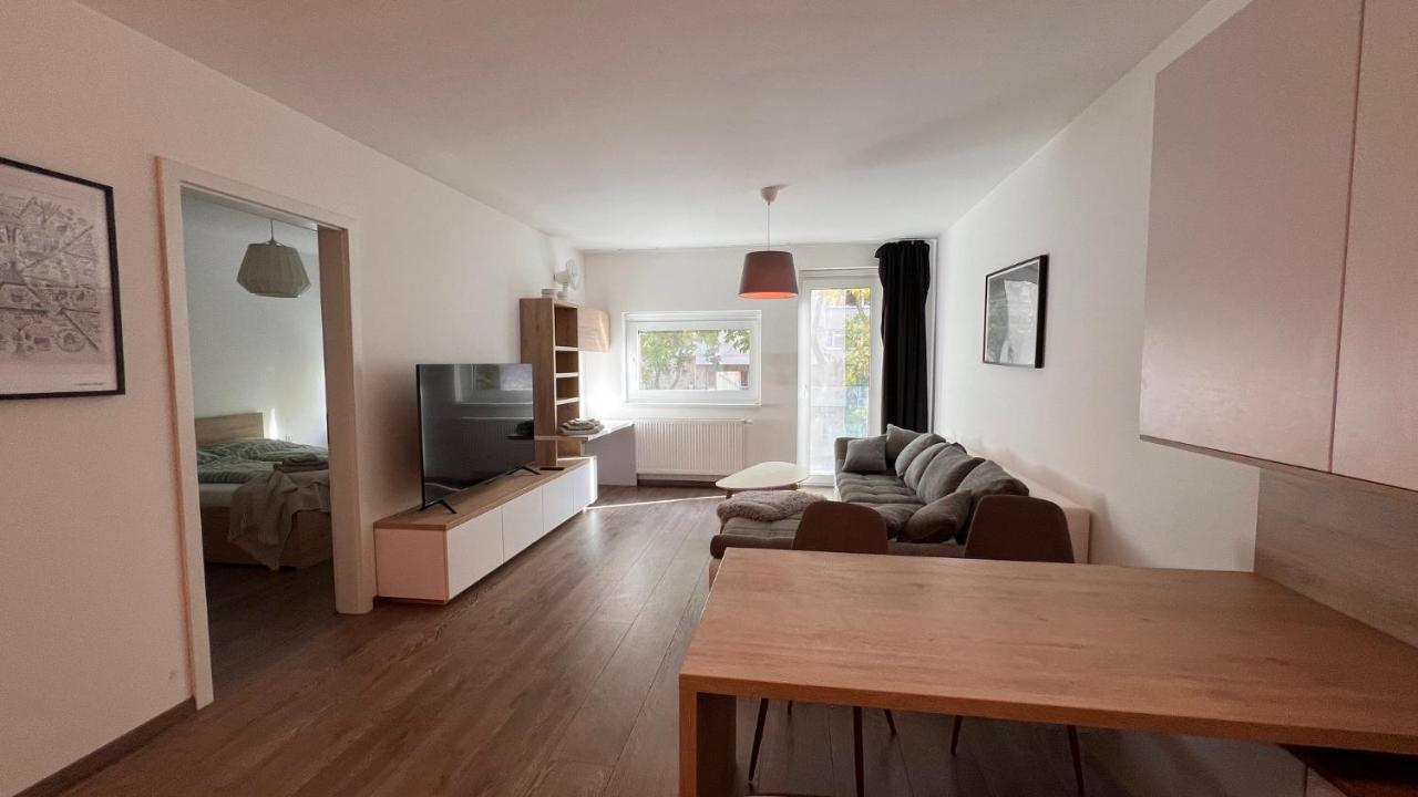 2 Room Apartment, Old City, New Building - Stein براتسيلافا المظهر الخارجي الصورة